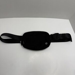 Lululemon Everywhere Belt Bag 1L Black LU9AX2S Adjustable Crossbody Waist Bag